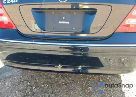 2003 Mercedes-Benz C 240 z USA, uszkodzony, nr VIN WDBRF61J93A403200